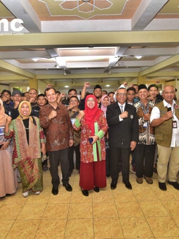 Bersama MDMC PP MUH. panitia PIMMU ke-1 di UMY - Restu Faizah